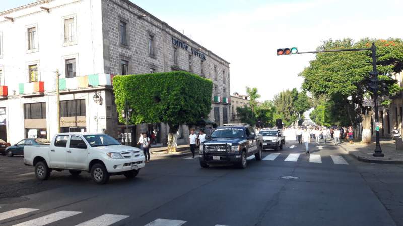 Inicia marcha del SNTE en Morelia 