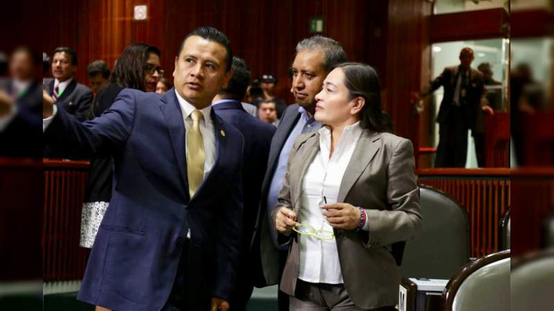 Torres Piña abre puertas de San Lázaro para discutir crisis de la UMSNH   