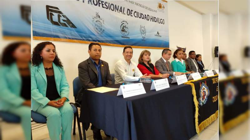 Se cumplen ocho años de la Unidad Profesional de Ciudad Hidalgo de la UMSNH; hoy, una sólida institución - Foto 0 