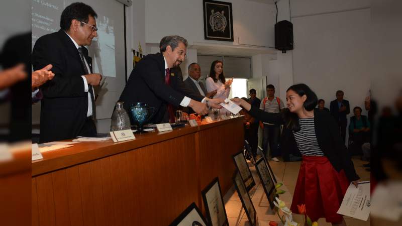 La Universidad Michoacana es un proyecto que nos trasciende a todos: Medardo Serna - Foto 0 