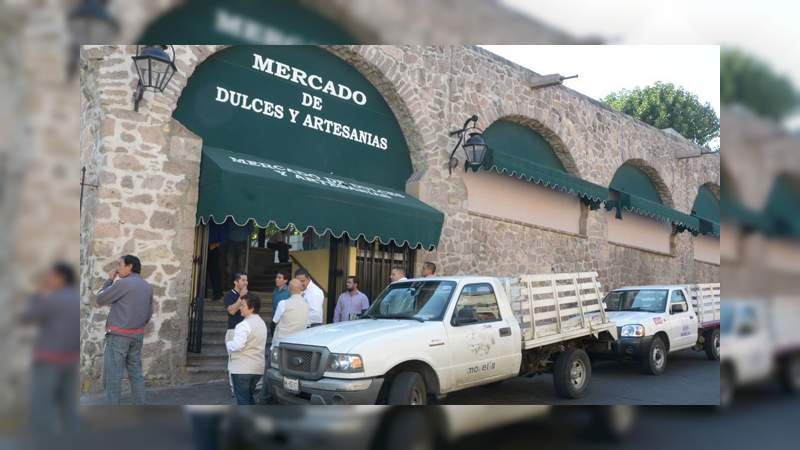Peatonalización no atrajo ventas para el mercado de dulces de Morelia: Comerciantes 
