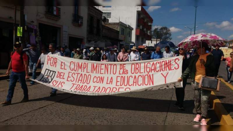 Inicia marcha de la CNTE, por los 43 desaparecidos 