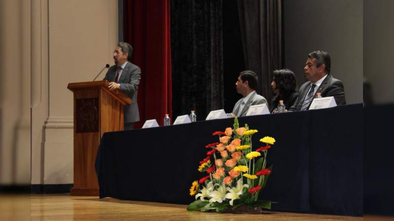Liderazgo de las Humanidades, ingrediente sustancial para el desarrollo - Foto 0 