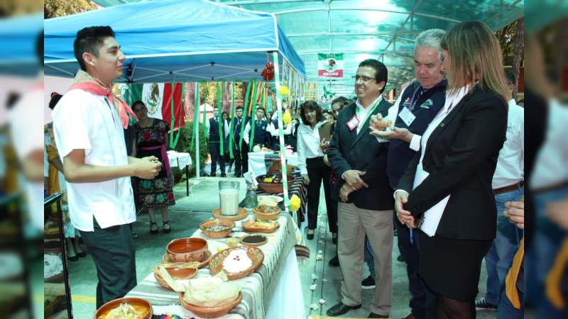 Participa Conalep en promoción de la actividad turística 