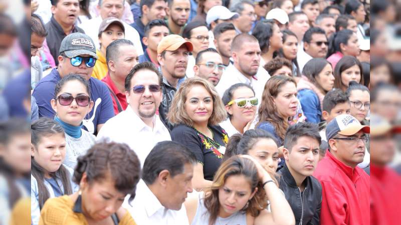Vive Michoacán Desfile Cívico Militar conmemorativo al natalicio del Siervo de la Nación  - Foto 1 