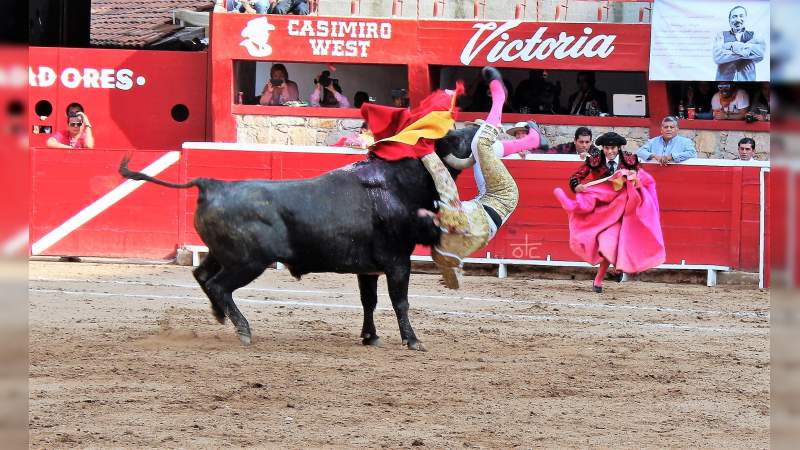 Triunfo épico de Isaac Chacón  en la monumental de Morelia - Foto 1 