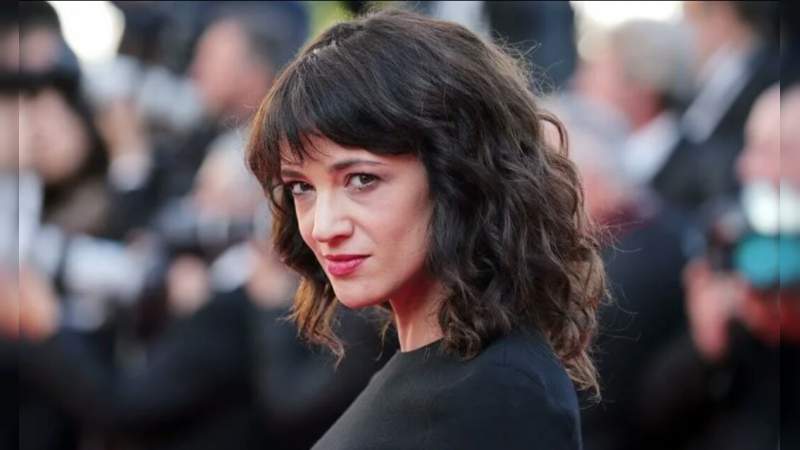La actriz Asia Argento acepta haber tenido relaciones sexuales con un menor 