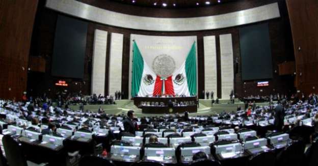 Presupuesto 2016 privilegia programas para impulsar economía y reducir pobreza: SHCP 