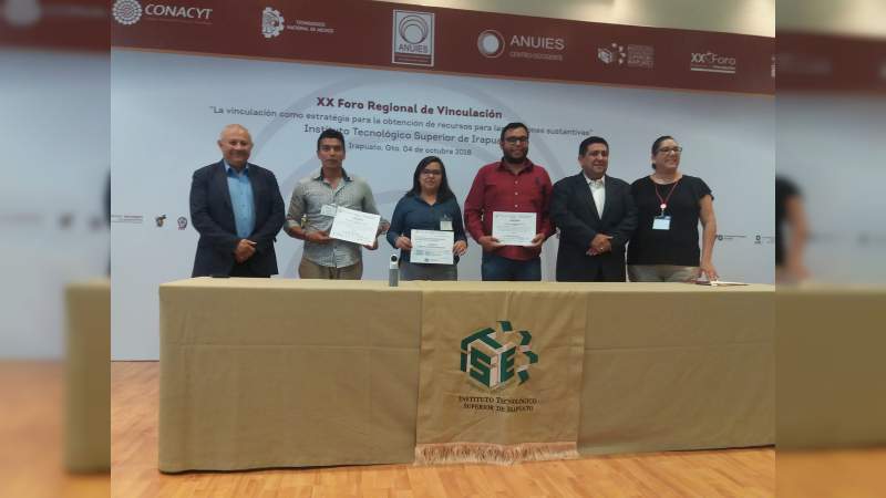 Estudiante nicolaita obtiene primer lugar en evento regional de la Red de Vinculación RCO de ANUIES - Foto 1 
