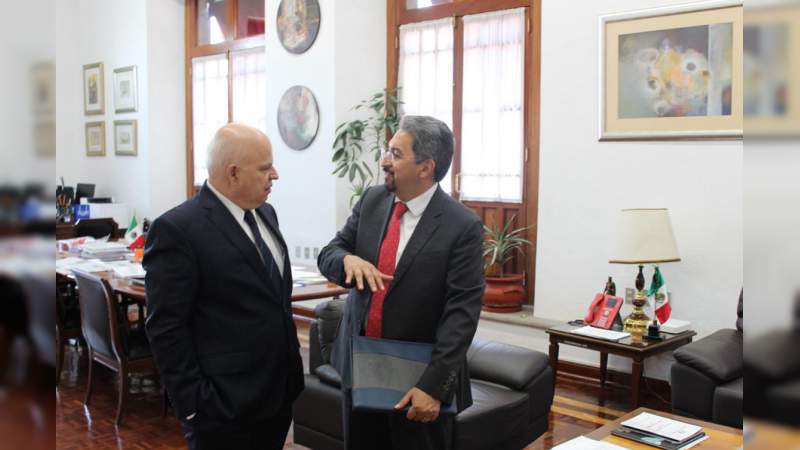 Ofrece SEP dar continuidad a gestión de recursos a favor de UMSNH 