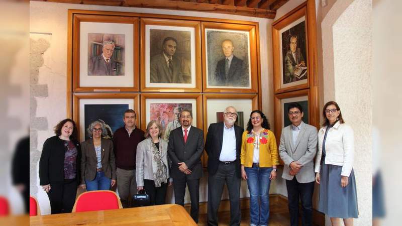 Un honor ser condecorados por la Universidad Michoacana: María Elena Medina-Mora y Javier Garciadiego 