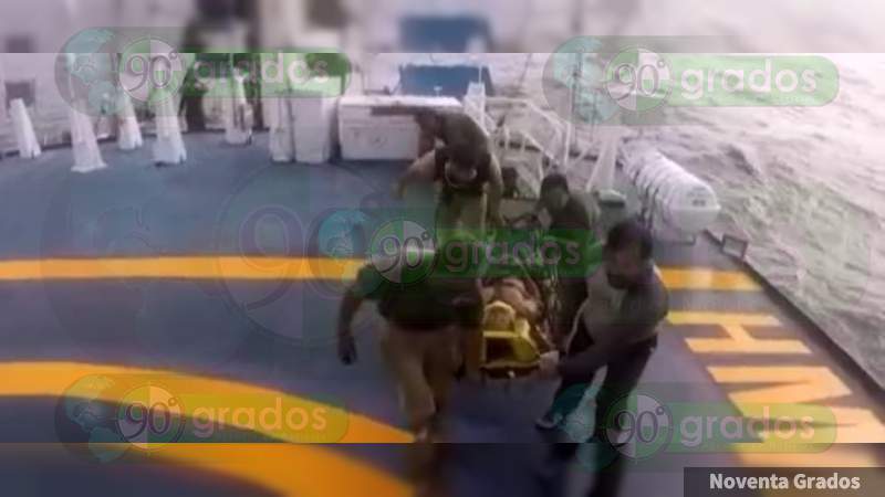 Rescata Marina a un pescador herido a 2 mil kilómetros de la costa de Michoacán - Foto 2 