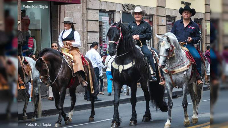 Si a los diputados no les gusta lo mexicano,  que se vayan de México: Álvaro López - Foto 2 