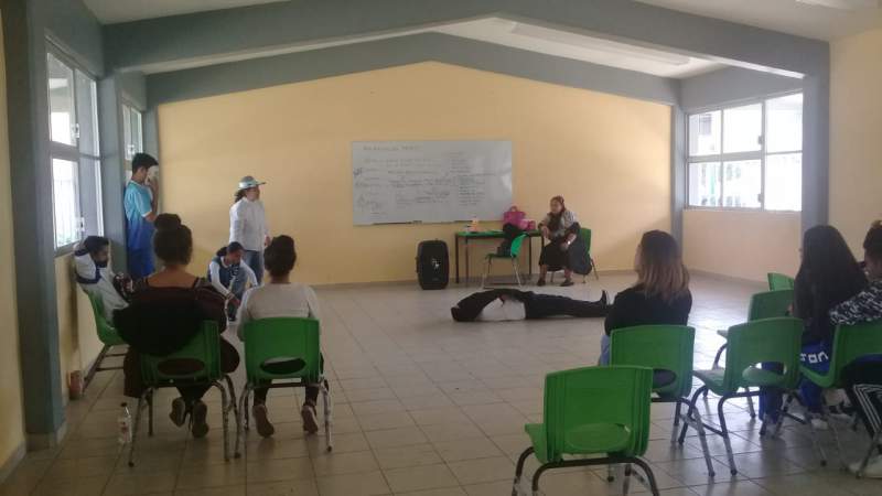 Alumnos del Cemacm interpretan relato artístico - Foto 0 