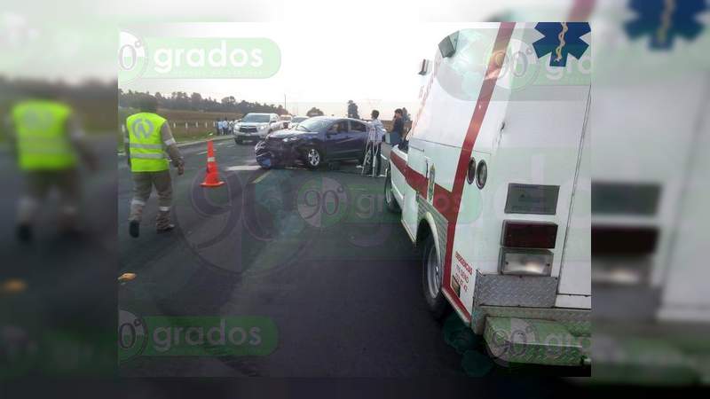 Tres heridos en choque en la carretera Zitácuaro – Toluca - Foto 0 