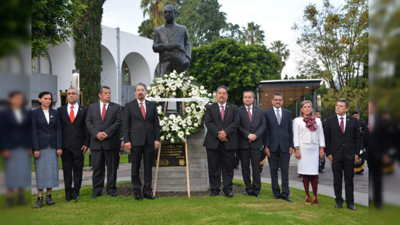 La Cuarta Transformación del país debe incluir trato igualitario a todas las universidades públicas: Eduardo Carlos Bautista Martínez - Foto 0 