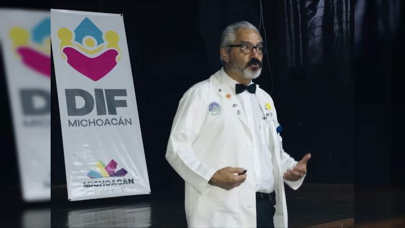 Capacita DIF Michoacán a sistemas Municipales en prevención del suicidio   - Foto 0 