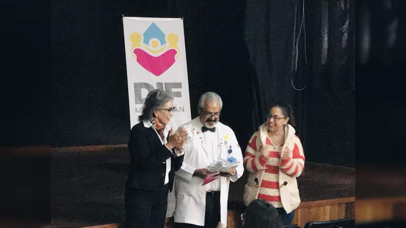 Capacita DIF Michoacán a sistemas Municipales en prevención del suicidio   - Foto 1 