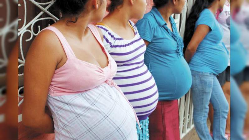 Zona de la Tierra Caliente michoacana foco rojo de embarazos  entre adolescentes 