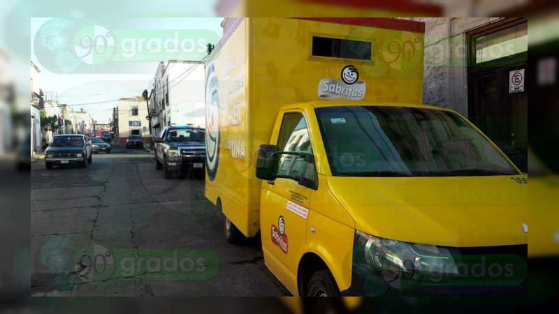 Normalistas saquean camiones repartidores en el Centro Histórico de Morelia - Foto 2 