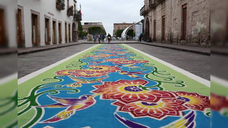 Secretaría de Turismo de Morelia coordinó con la agrupación Alfombristas Mexicanos - Foto 0 