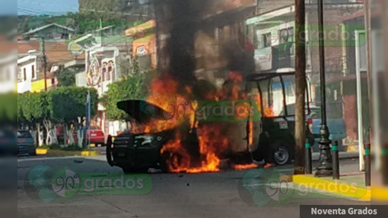 Incendian patrullas afuera de alcaldía de Jerécuaro, Guanajuato  - Foto 3 