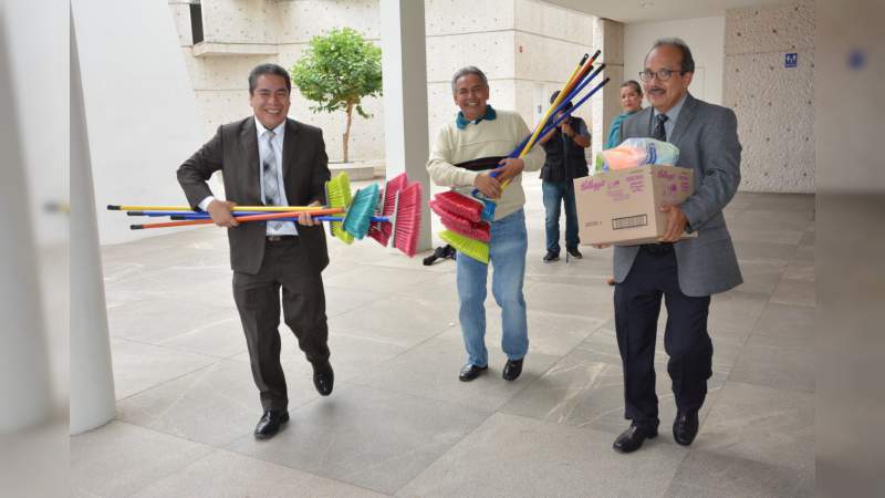  Nuevamente los nicolaitas muestran su solidaridad ante contingencias ambientales - Foto 3 