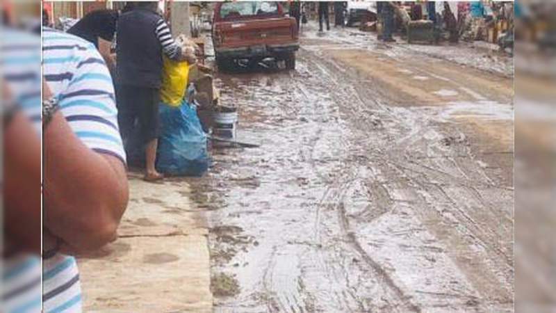 Segundo día de labores de las brigadas nicolaitas en zonas afectadas - Foto 3 