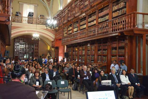 Bibliotecas son el cerebro de las instituciones educativas: Medardo Serna - Foto 0 