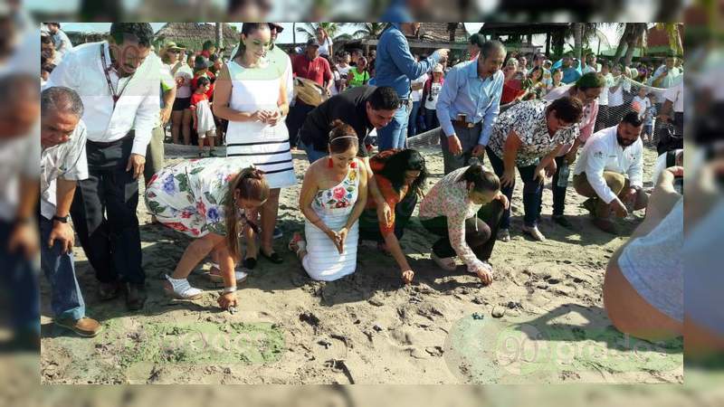 Arranca la XXIV Expo Tortuga Marina en Playa Azul - Foto 1 