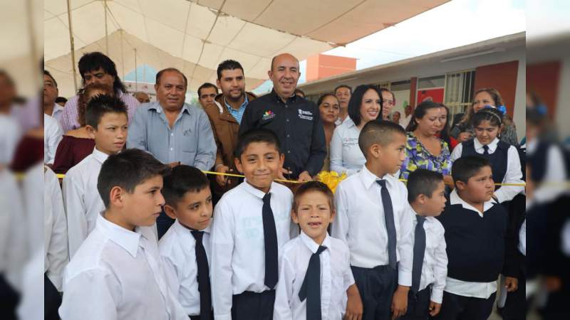 Alberto Frutis inauguró obras de Educación Especial - Foto 1 