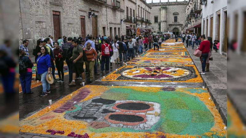 Raúl Morón realiza recorrido en el Centro Histórico  por acciones de "Noche de Muertos" - Foto 0 