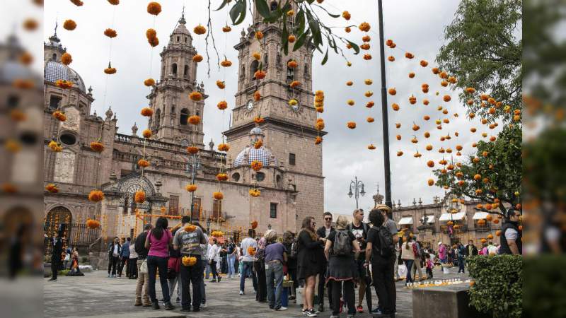 Raúl Morón realiza recorrido en el Centro Histórico  por acciones de "Noche de Muertos" - Foto 3 