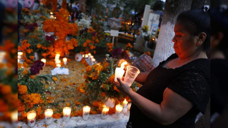 Cementerios cobran vida en la Ánimeecheri K'uínchekua - Foto 3 