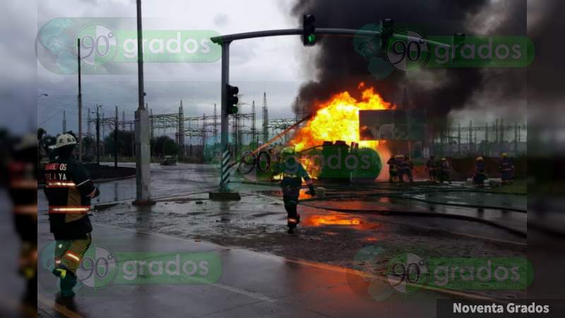 Dos heridos en choque múltiple en la Celaya - Comonfort, en Guanajuato - Foto 0 