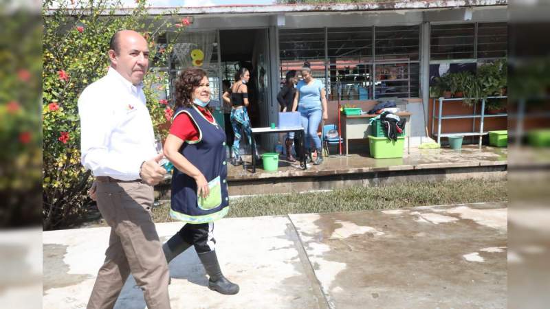 Escuelas sin afectaciones por paso de “Xavier” 