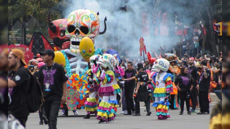 Día de Muertos dejó derrama de más de 2 mil 300 mdp en la Ciudad de México 