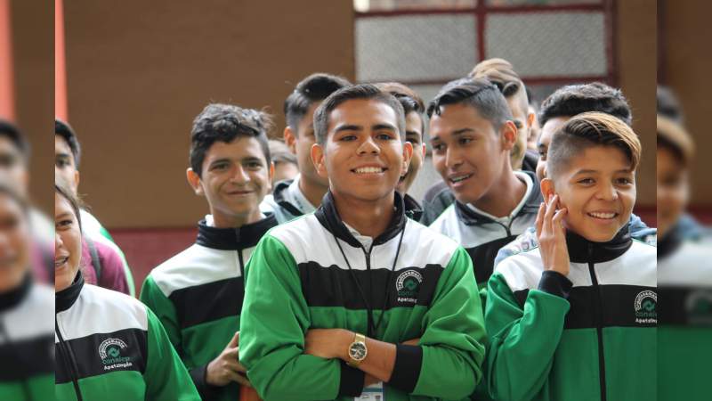 Casi mil estudiantes en el Encuentro Regional Cívico y Deportivo de Conalep 