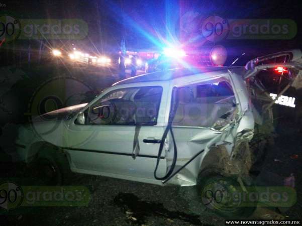 Becerro provoca múltiple accidente vial en carretera de Morelia - Foto 7 