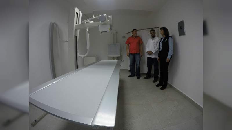 Tomógrafo, mastógrafos y de Rayos X, principal equipo gestionado por el IMSS en Michoacán en 2018 - Foto 0 
