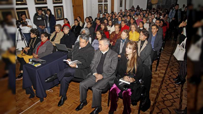 El humanismo nicolaita, implica el respeto a los derechos de las mujeres - Foto 1 