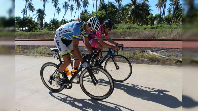 El campeón Centroamericano Gerardo Ulloa, ganó la etapa “Costera” de la Vuelta Ciclista Michoacán 2018 