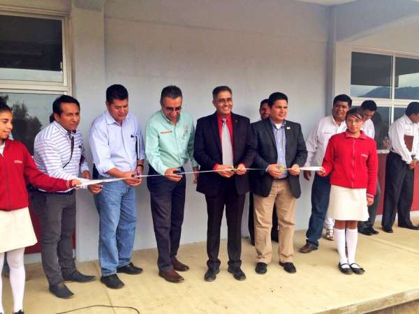 Inauguran tres aulas en el COBAEM plantel Maravatío 