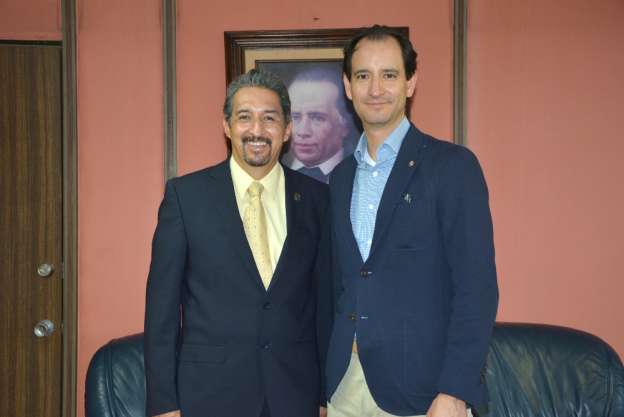 Realizará UMSNH estudio de impacto psicosocial por fenómeno de autodefensas 
