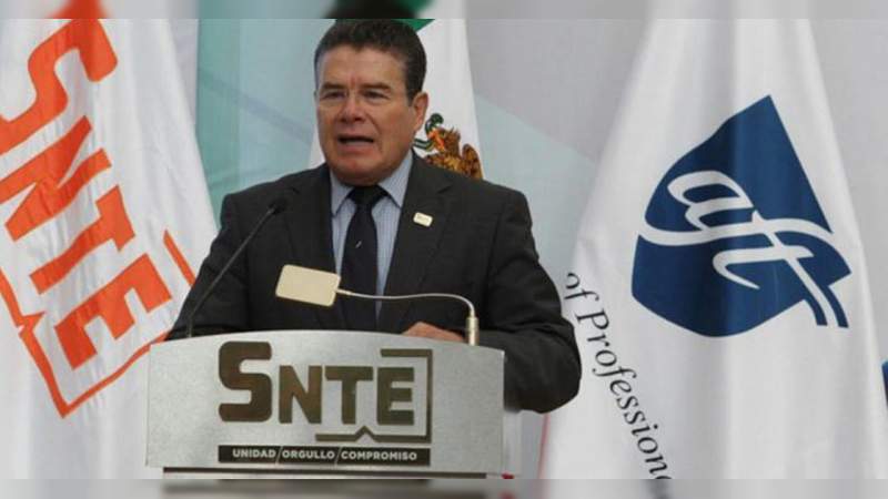 Juan Díaz de la Torre pide licencia como dirigente del SNTE 