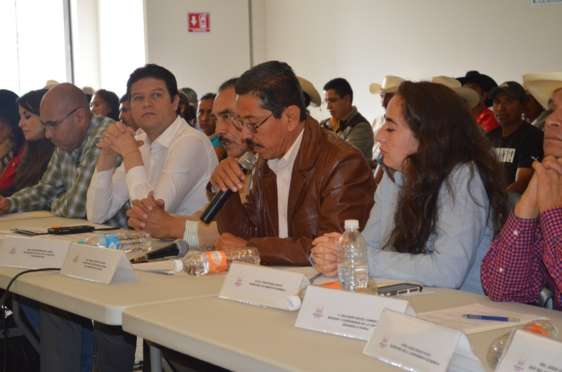 Gobierno de Michoacán exhorta a restablecer los comités municipales de desarrollo rural‏ 