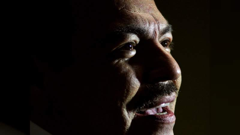 Internan de gravedad a Julio Preciado 