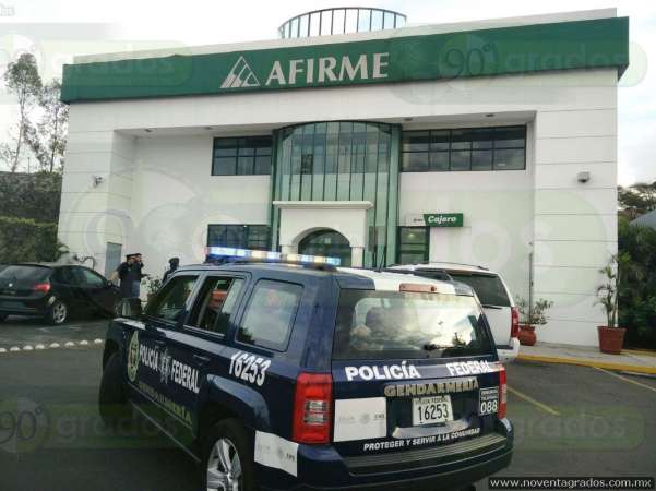 Asaltan banco en plaza de Morelia