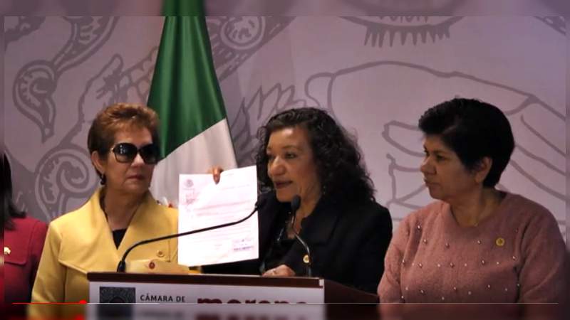 Diputados Federales de la fracción de Morena y damnificados de Puebla, denuncian falta de apoyos 