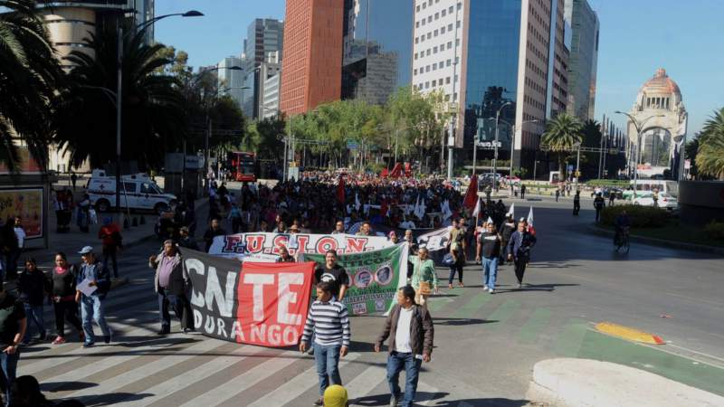 CNTE da seis meses para desaparecer la Reforma Educativa 